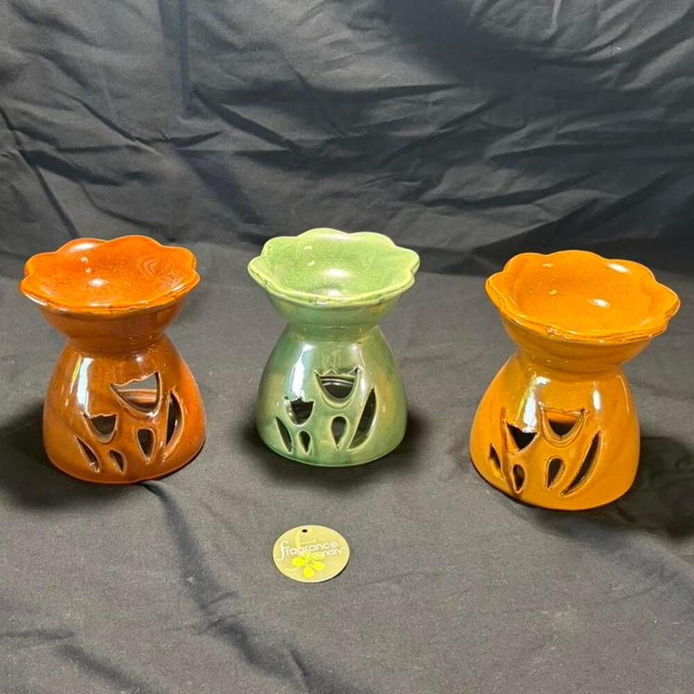 🚨 Set of Three Fragrance Foundry Ceramic Oil Burner Warmer Tulip Flower Design